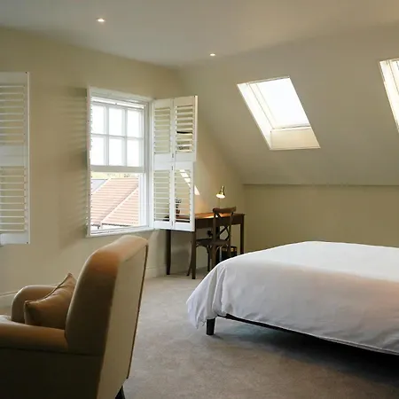 Old Bank House Hotel 4*